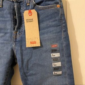 LEVI’S Wedgie Skinny Jeans